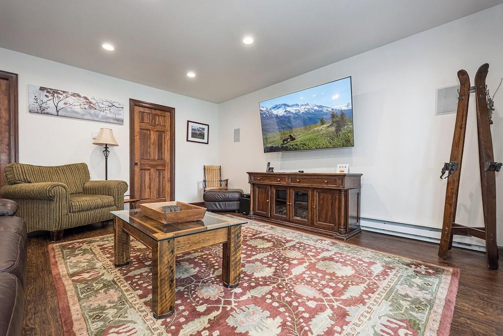 Bear Trap by Taylor Made Deep Creek