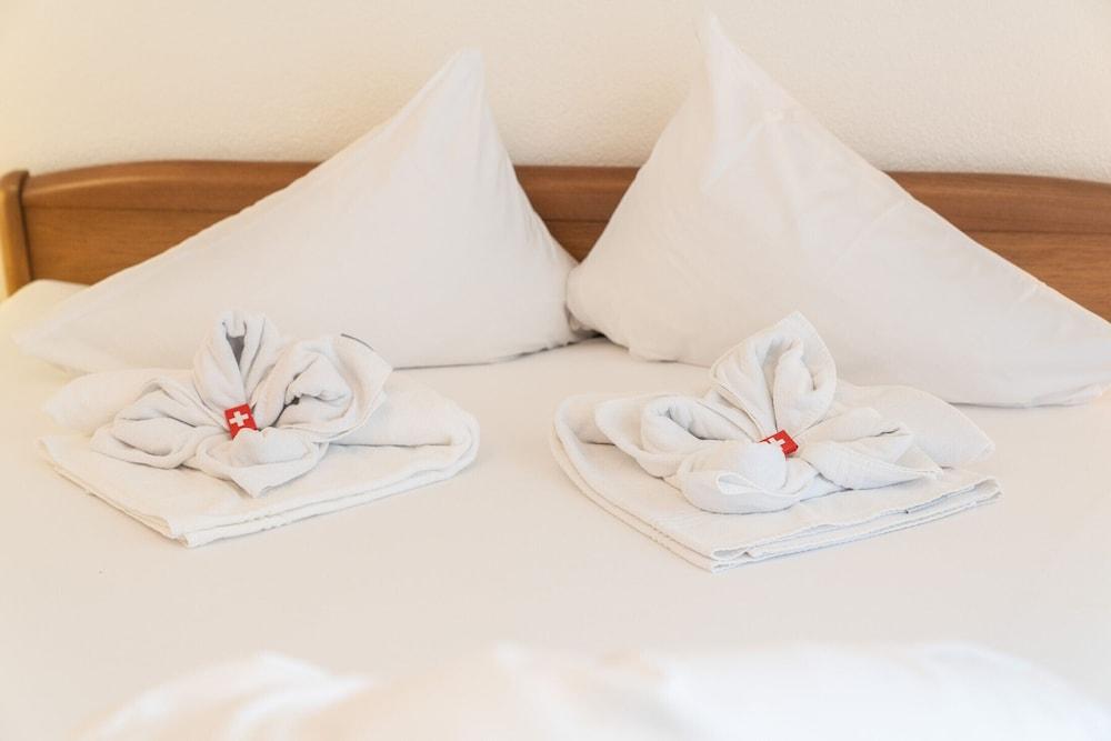 Chalet Apartments Iseltwald