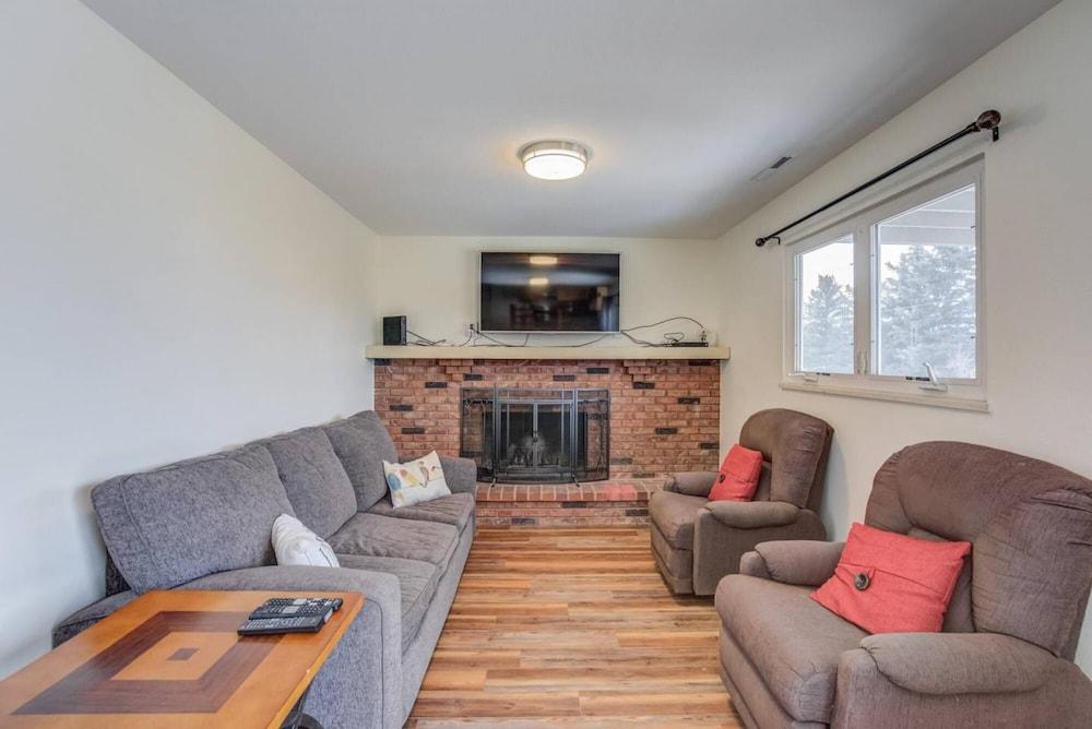 Pikes Peak Views Usaf Academy Dog-friendly