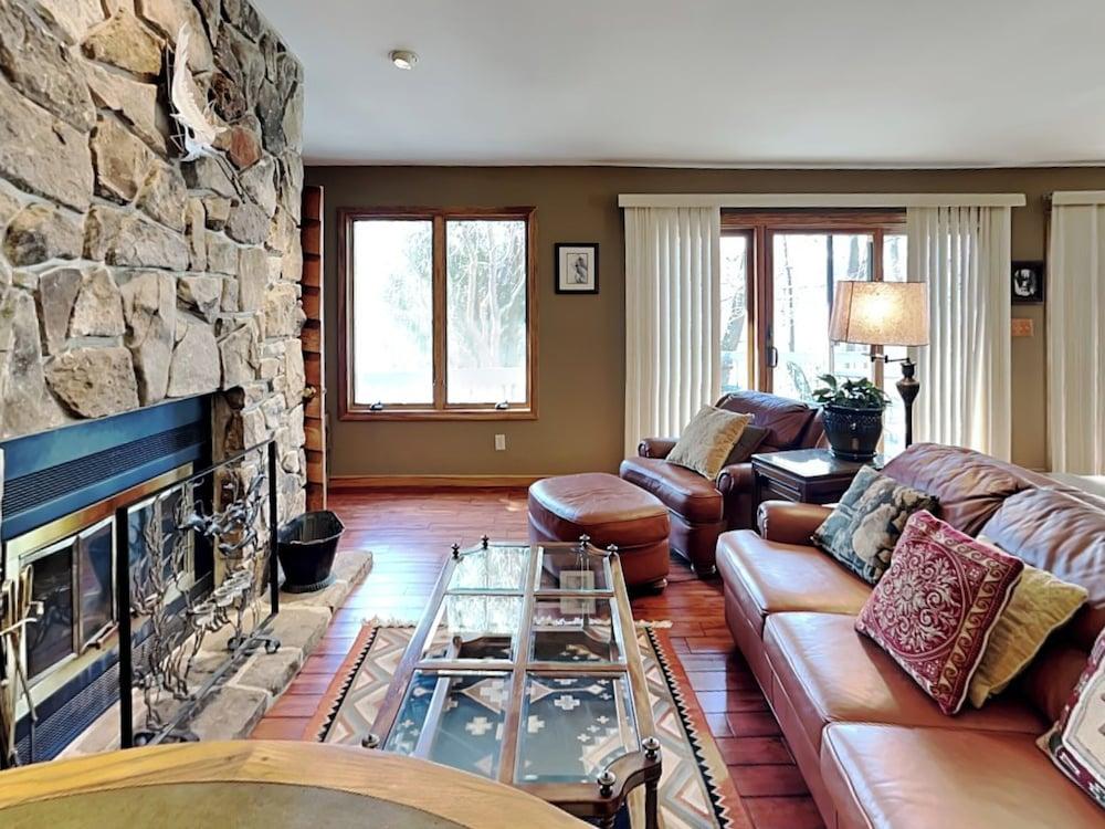 Blue Heron by Taylor Made Deep Creek