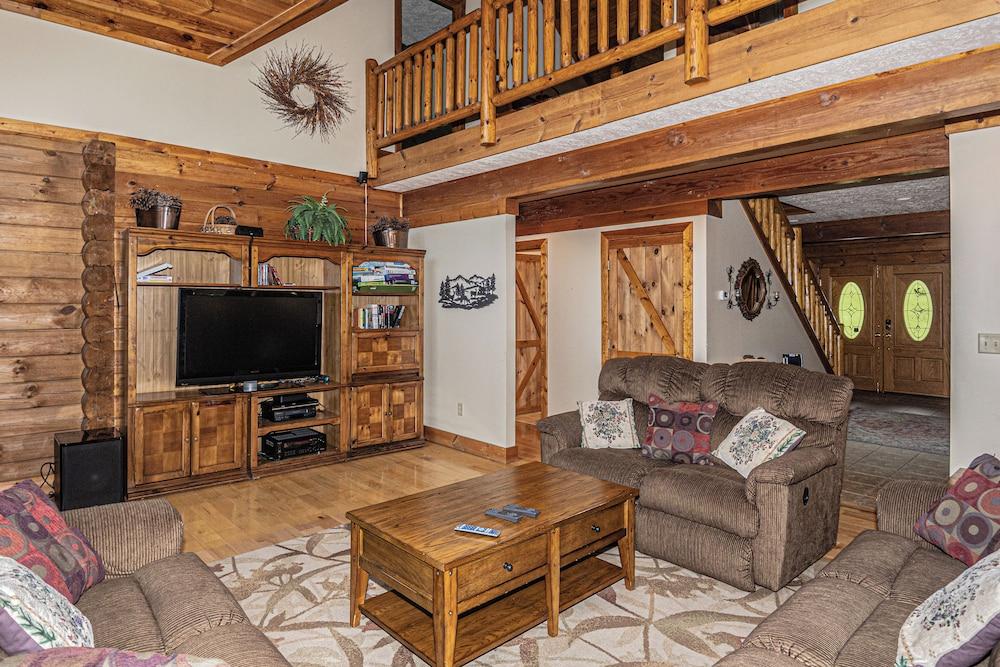 Big Bear by Taylor Made Deep Creek