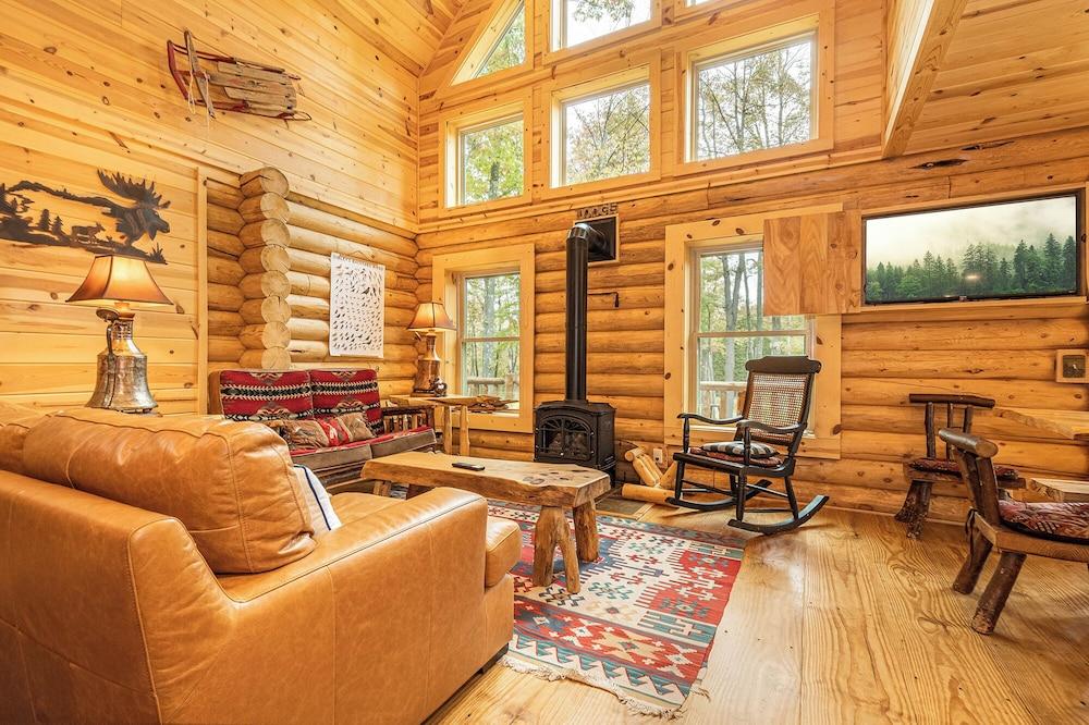 Big Log Lodge by Taylor Made Deep Creek