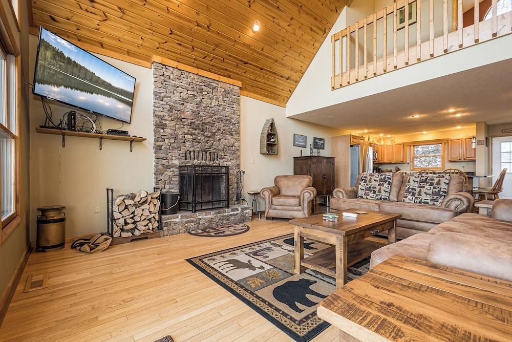 Boxer Overlook by Taylor Made Deep Creek