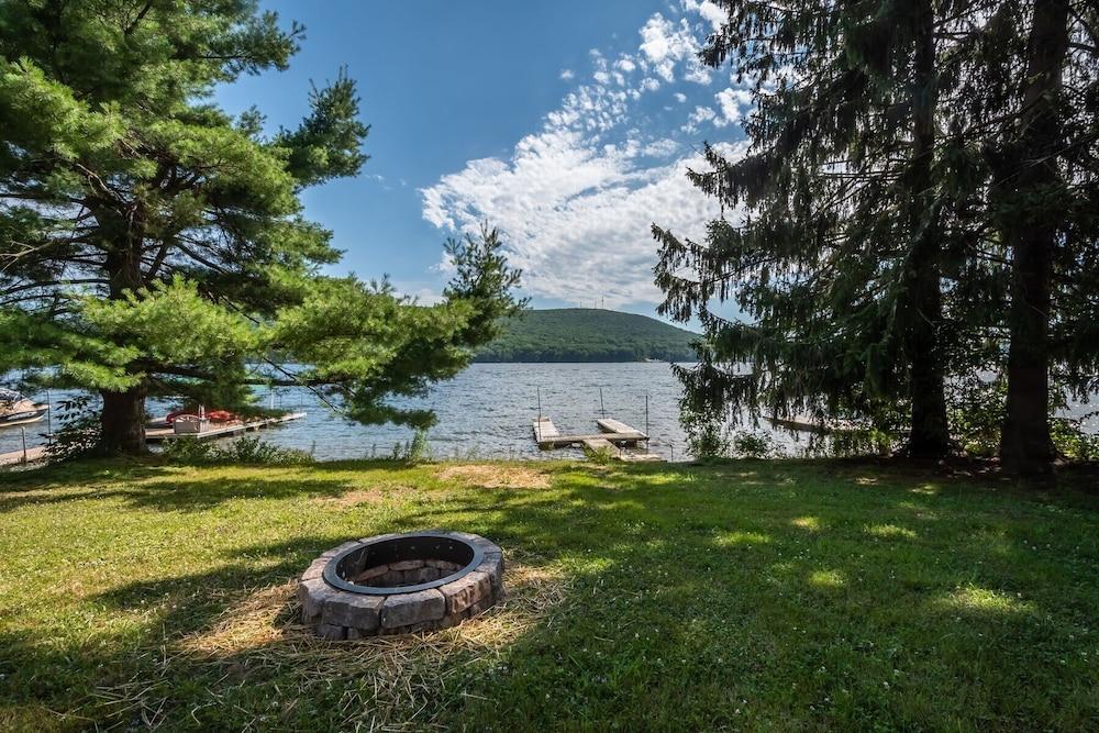 Glencoe by Taylor Made Deep Creek