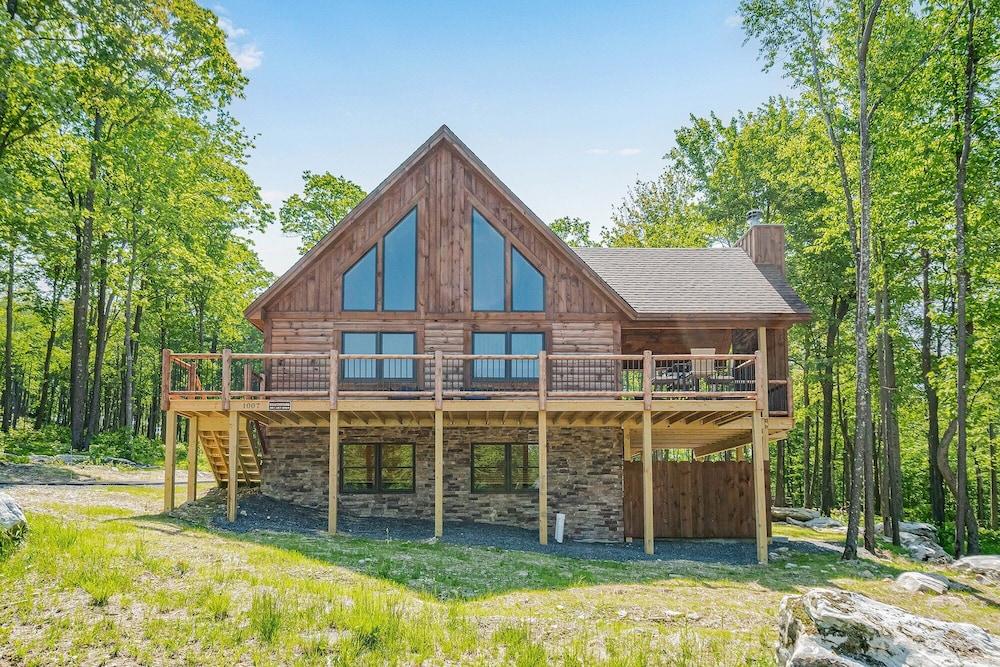 Hearthstone by Taylor Made Deep Creek