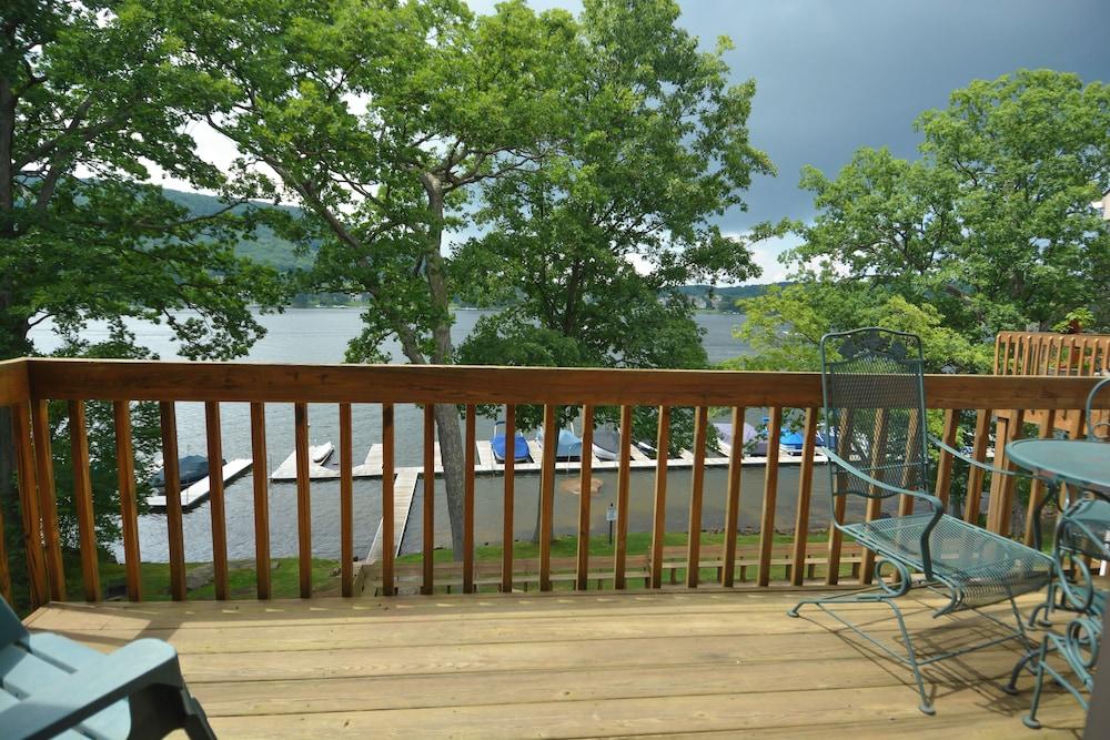 Hartwood Village 05 by Taylor Made Deep Creek