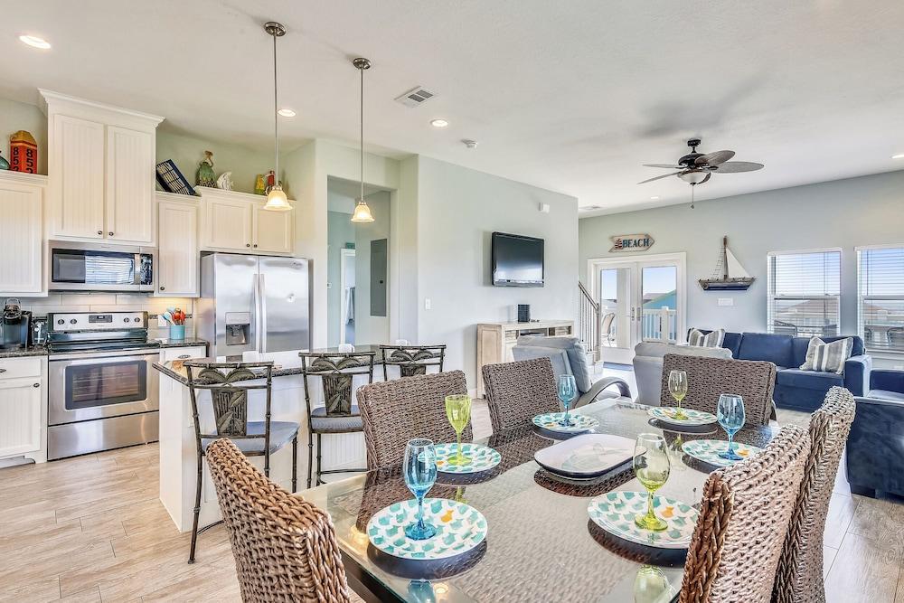 A Salty Kiss by Ryson Vacation Rentals