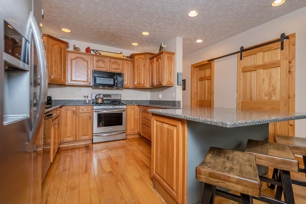 High Country Home by Taylor Made Deep Creek