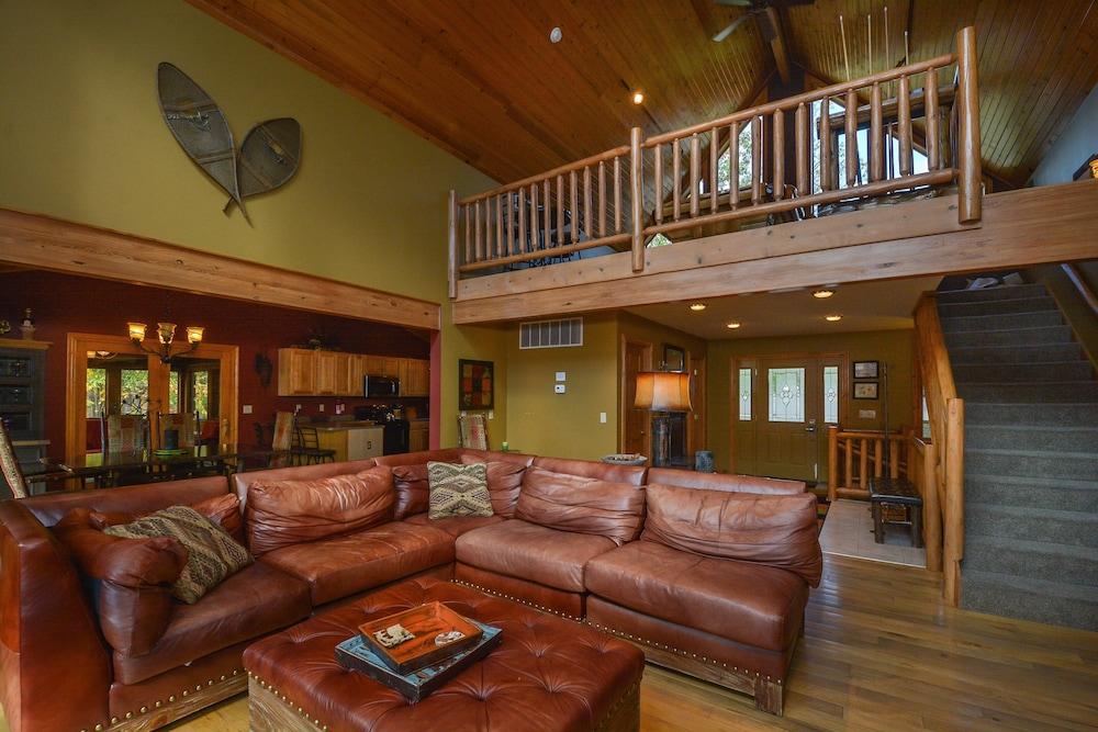 High-skis' Villa by Taylor Made Deep Creek