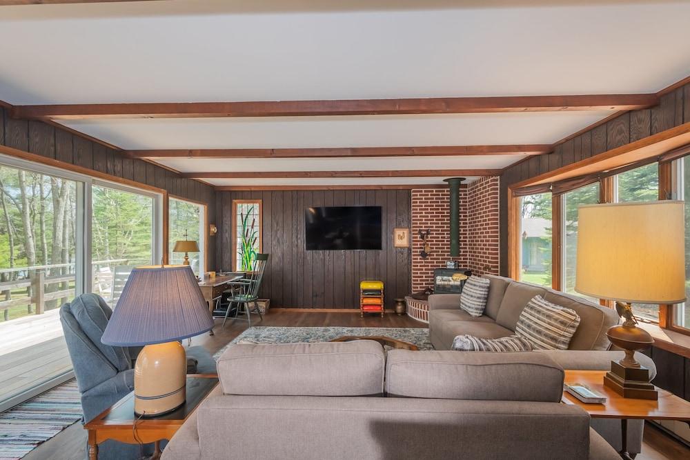 Just Around the Dilly by Taylor Made Deep Creek