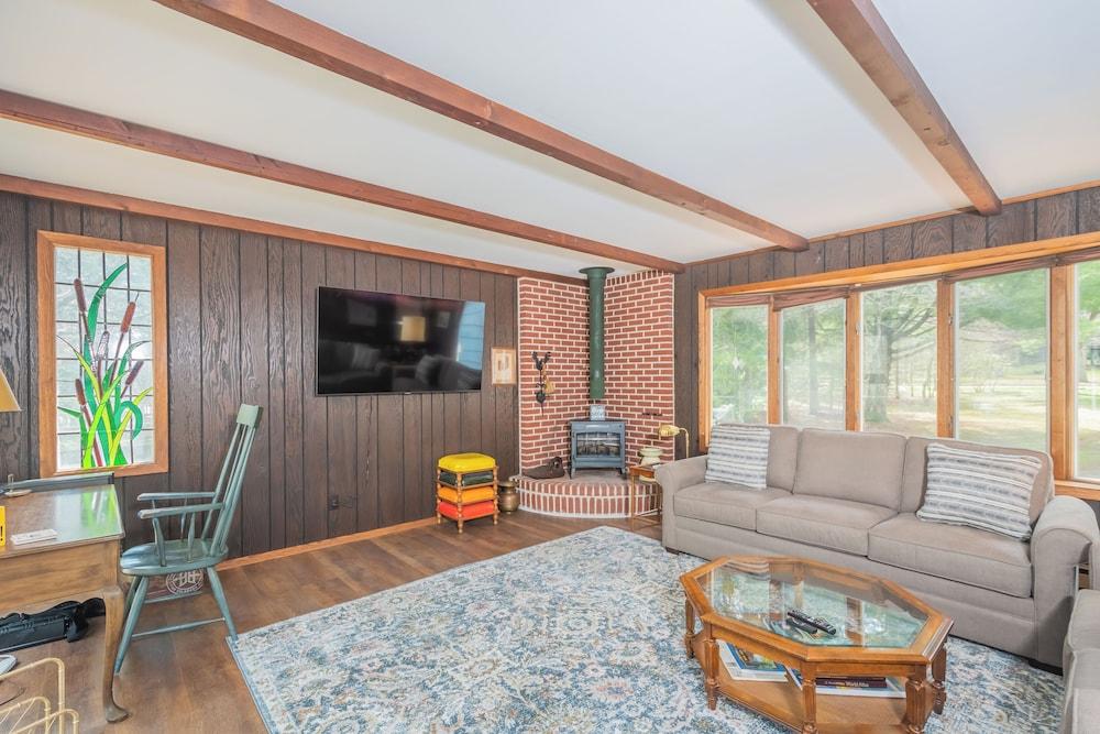 Just Around the Dilly by Taylor Made Deep Creek