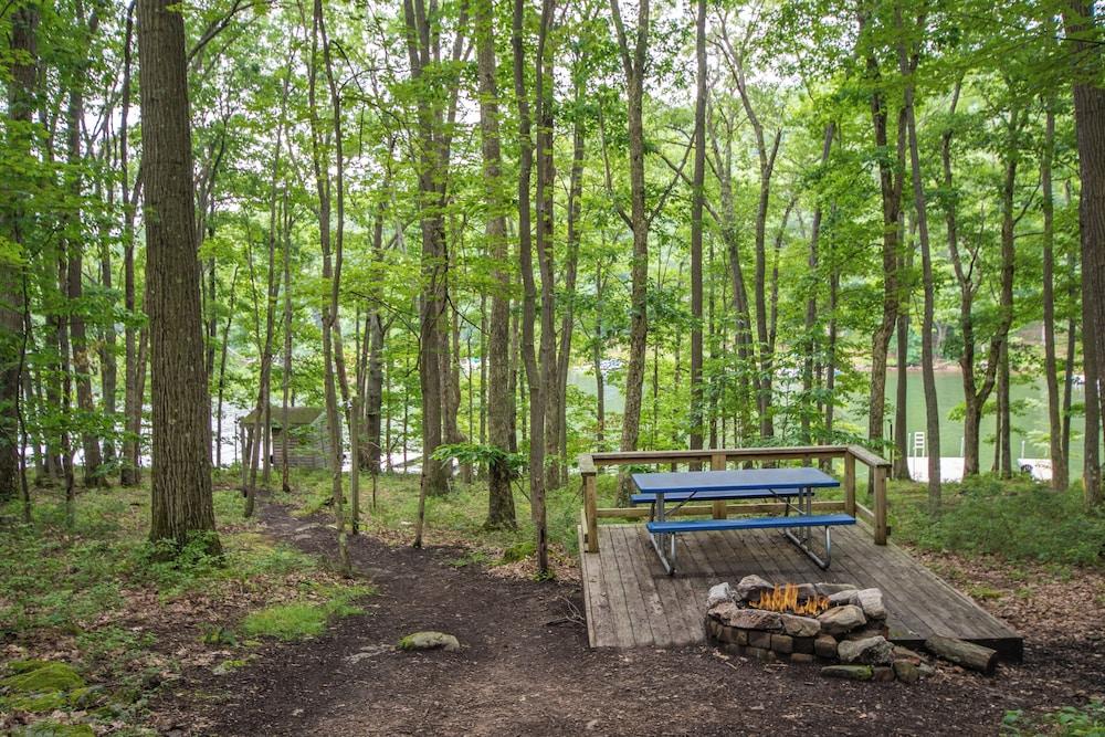 Lake Dreaming by Taylor Made Deep Creek