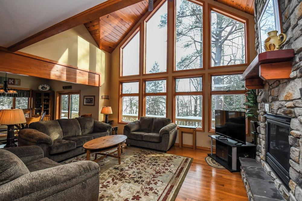 Lake House by Taylor Made Deep Creek