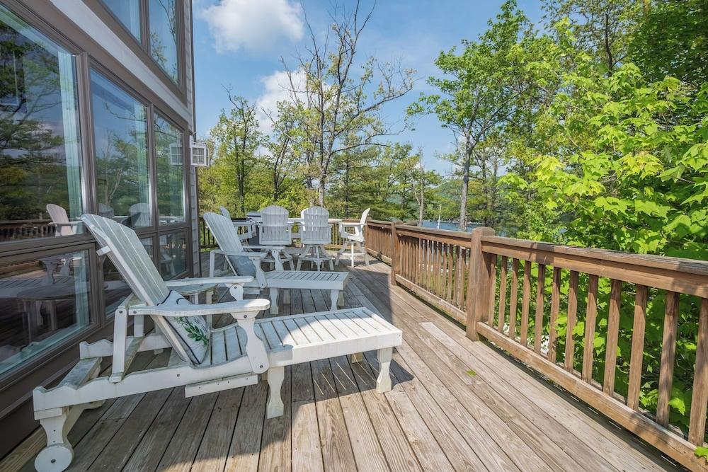 Leap Away by Taylor Made Deep Creek