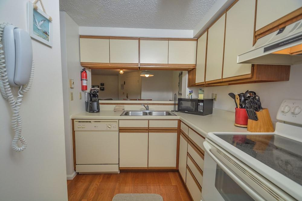 Ski Harbor 45 by Taylor Made Deep Creek