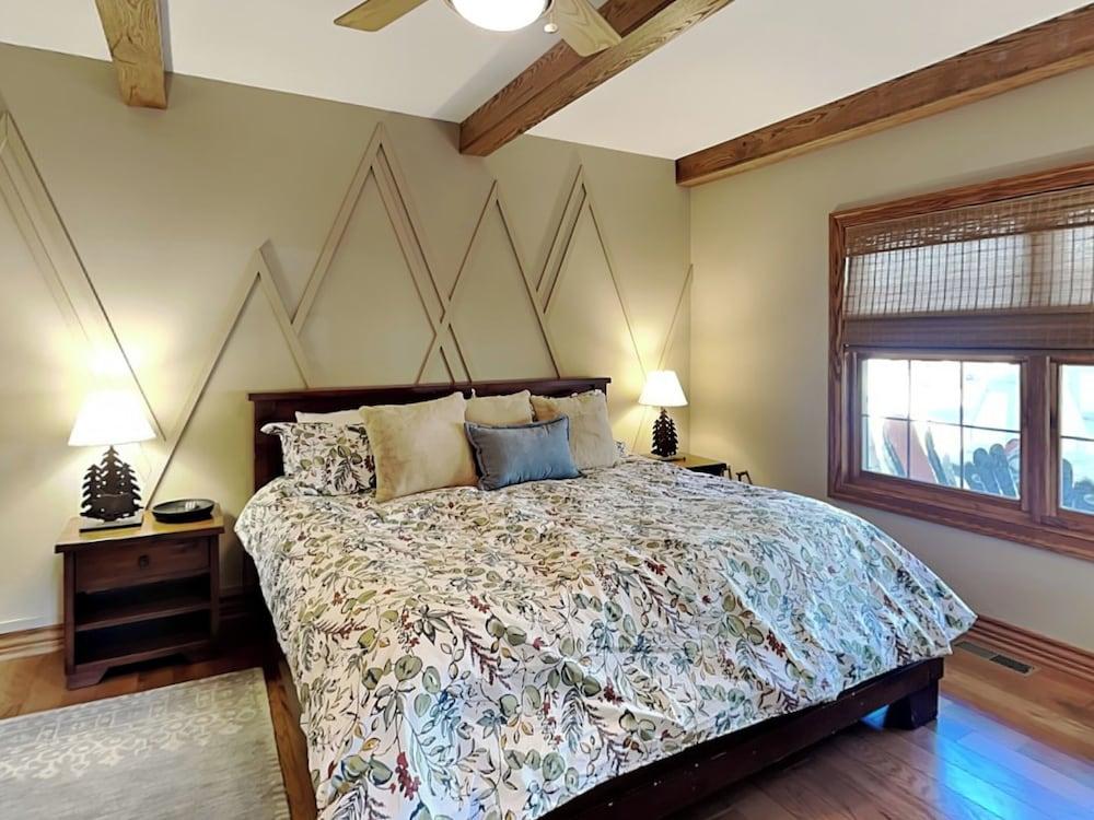 Stone Mountain Vista by Taylor Made Deep Creek