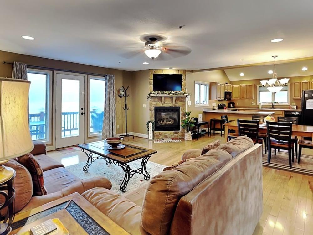 Strawberry Fields by Taylor Made Deep Creek