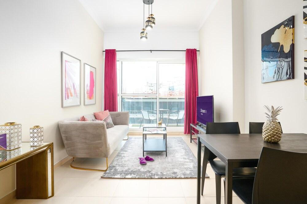 Dream Inn - Mayfair Residency