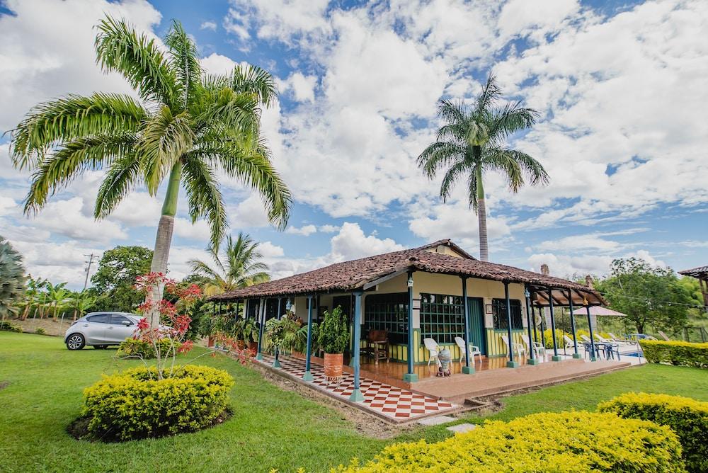 Hacienda Araucaria Habitacion 10