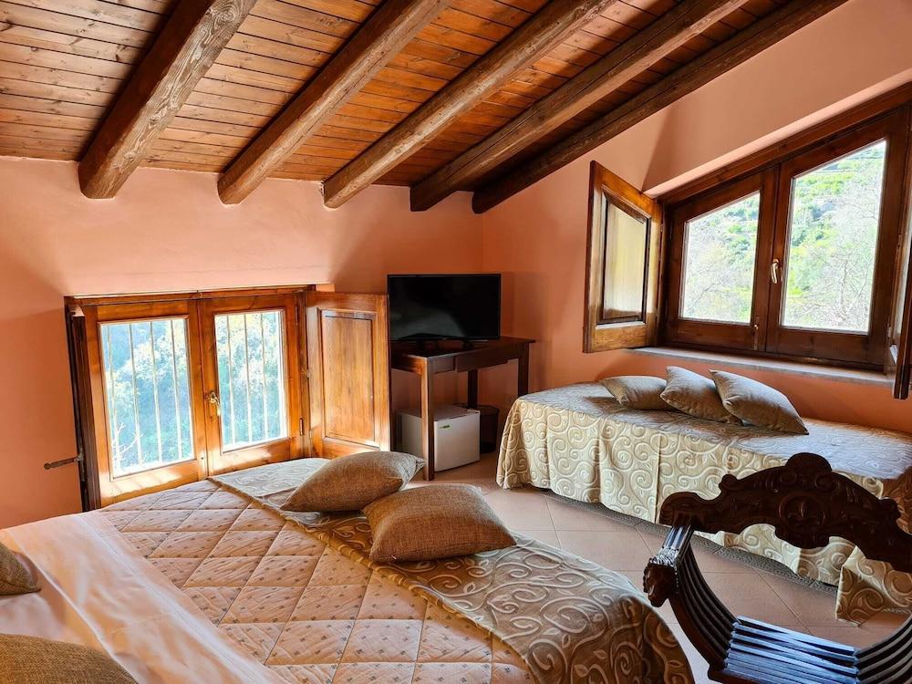 Etna Panoramic Villa With Swimming Pool