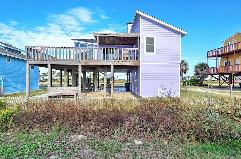 A Sunny Sandbar by Ryson Vacation Rentals