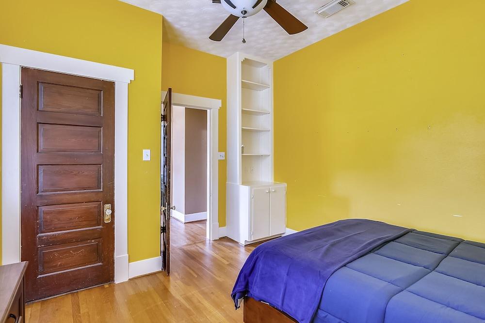 Ellie's Island Retreat