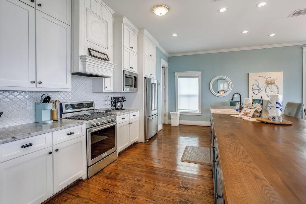 Seaside Sanctuary by Ryson Vacation Rentals