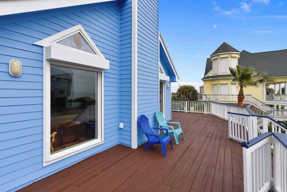 Summer Breeze by Ryson Vacation Rentals