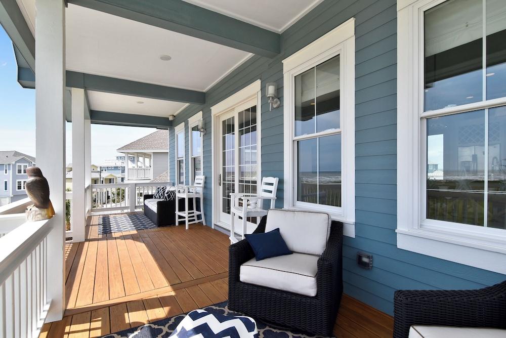 Wine Down by Ryson Vacation Rentals