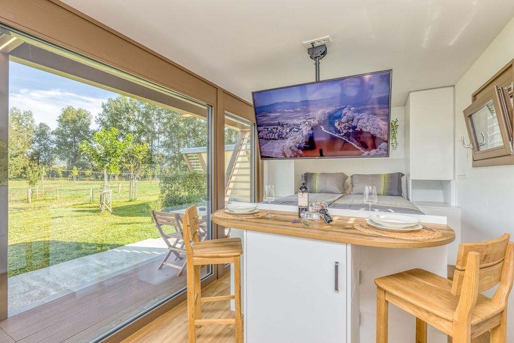 Riverside Suite Mare Private Beach