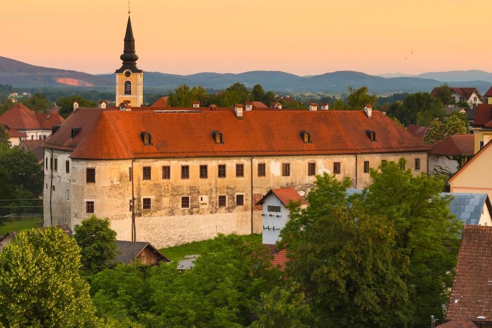 River View Suite Mlinar Private Beach