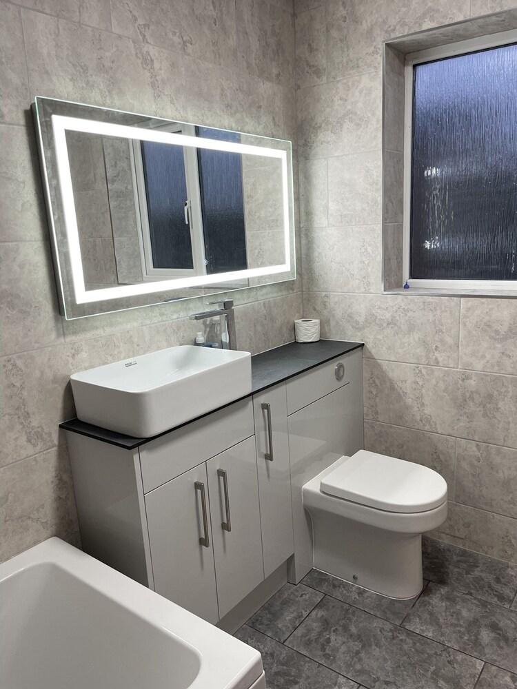 2 Bedroom Self Catering Accommodation