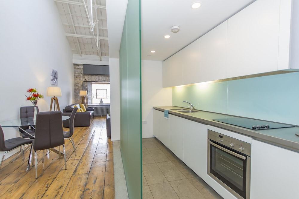 2 Bed- Pureserviced Royal William Yard