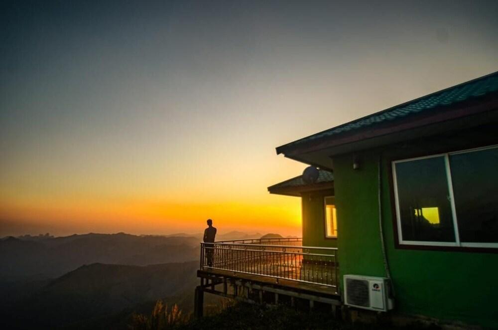 XALAKHAM PHOUKHOUN - Campsite