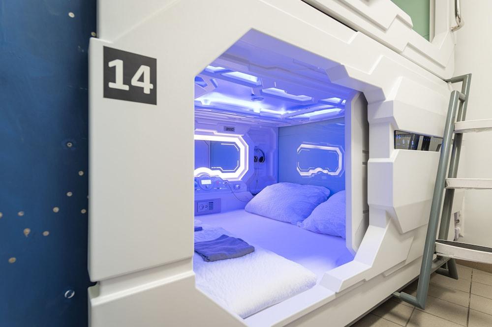 Space Homes Hostel - Inner City