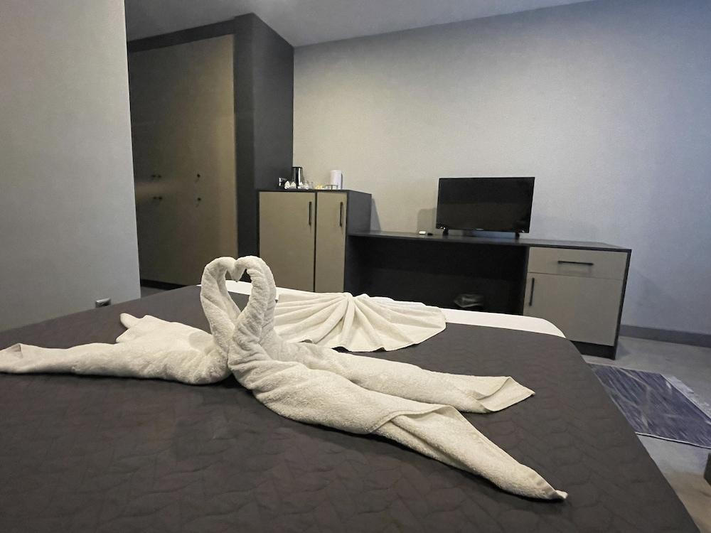 Agora Royal Residence