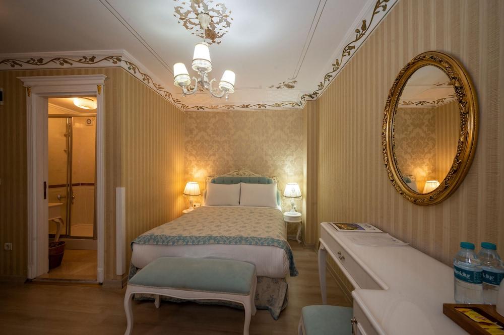 Villa Paradiso & Spa Hotel