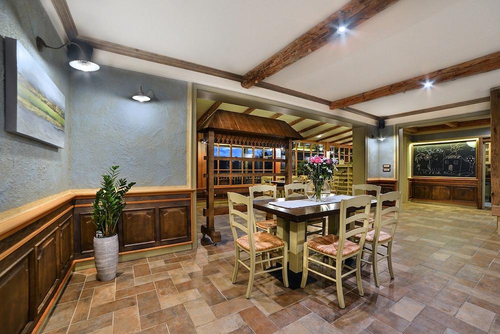 Villa Les With hot tub