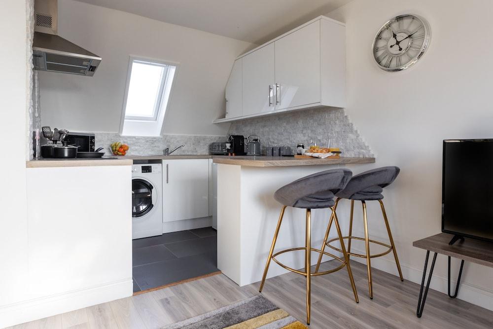 Castle Reach Apartment by Creative Stays