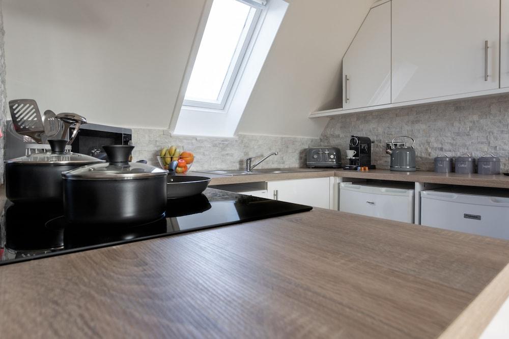 Castle Reach Apartment by Creative Stays