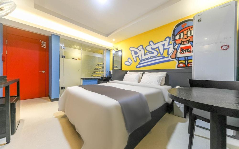 Pohang Jukdo Market G1