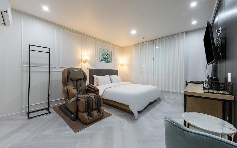 Changwon Sangnam-dong de Daniel