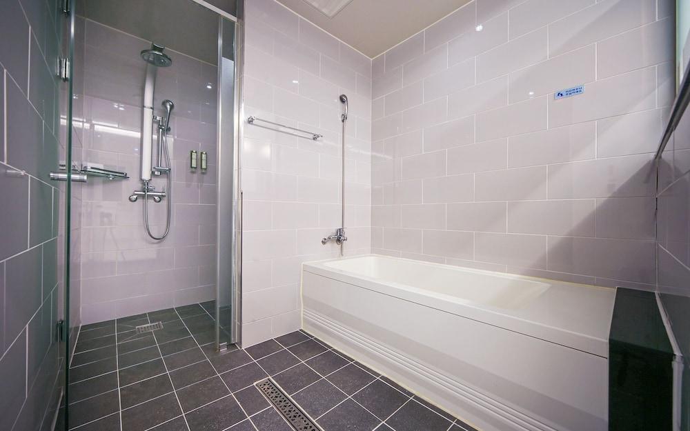 Cheongdo Rivera Drive-in