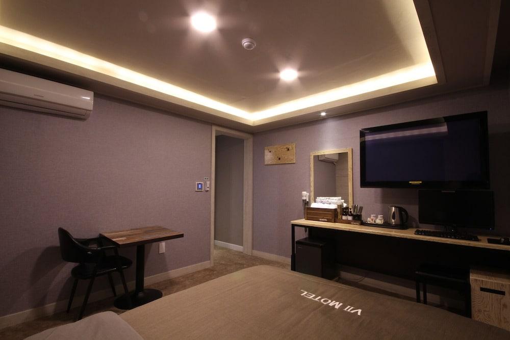 Gumi Wonpyeong-dong Hotel V2