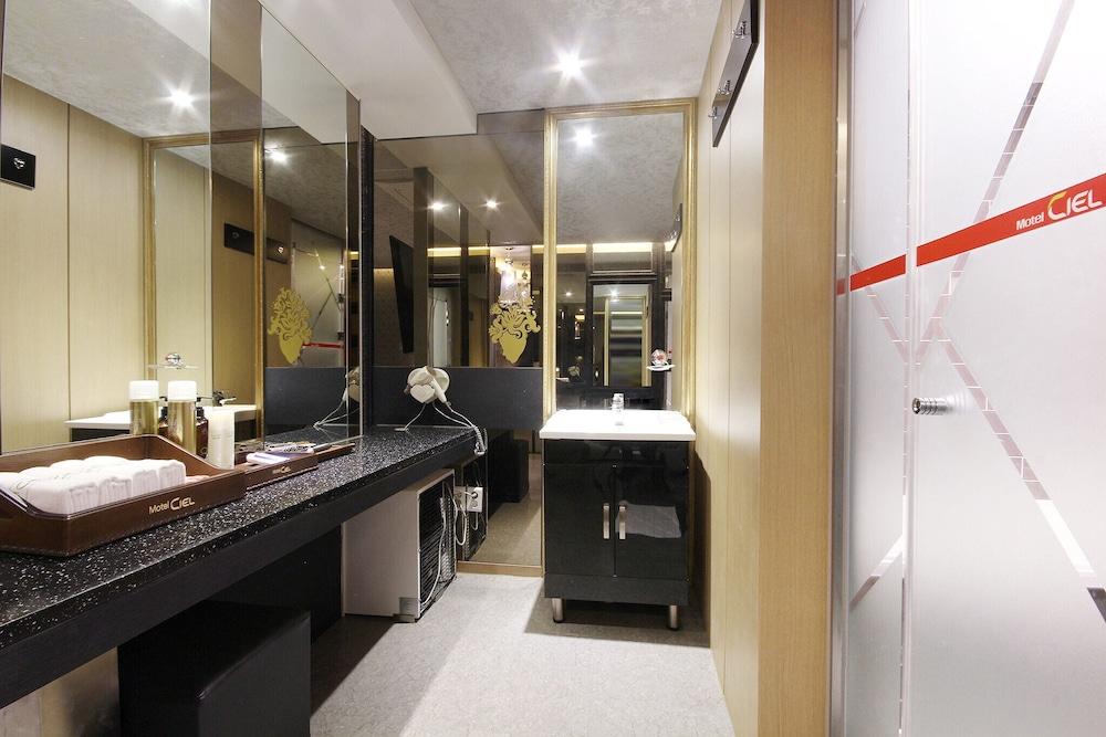 Gyeongju Bomun CL Hotel