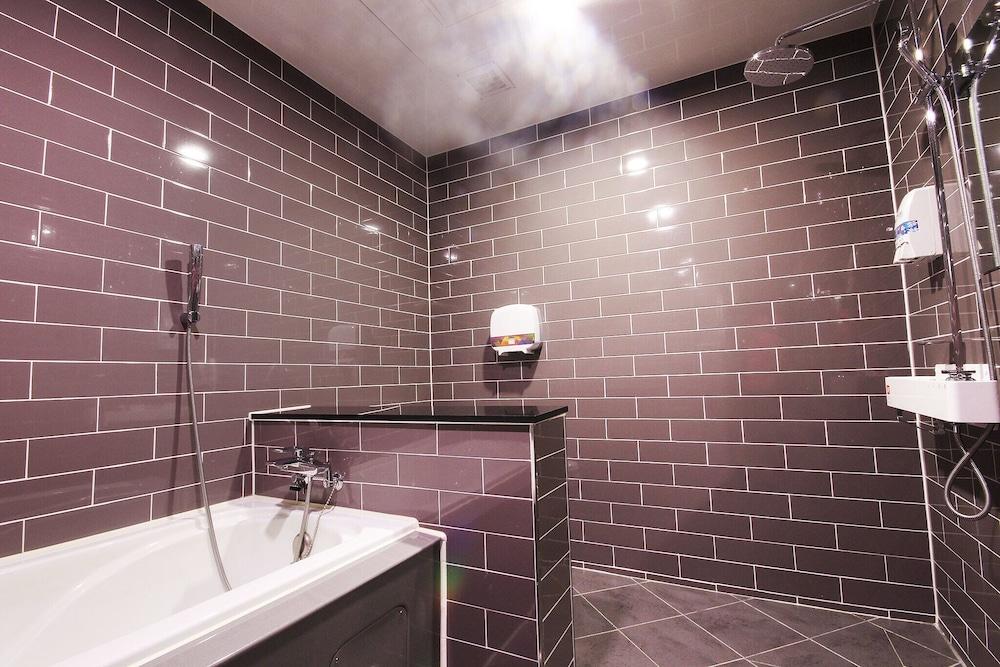 Gyeongju Bomun CL Hotel