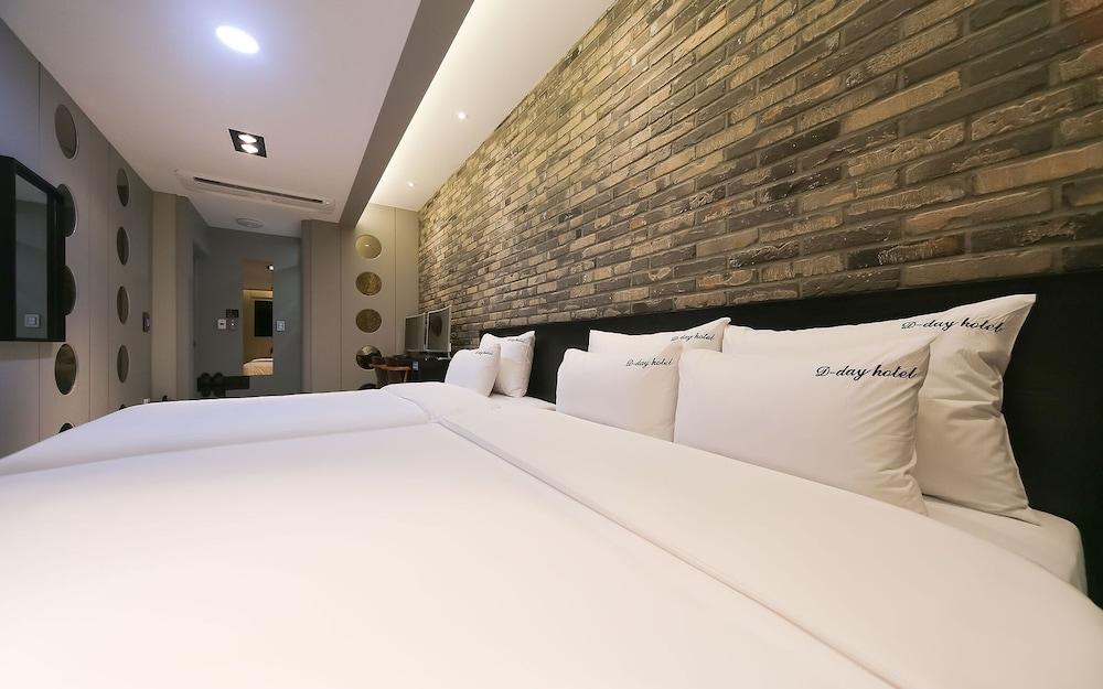 Yeongcheon D-day Hotel