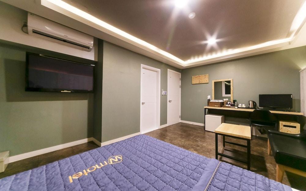 Gumi Indong Hotel WON