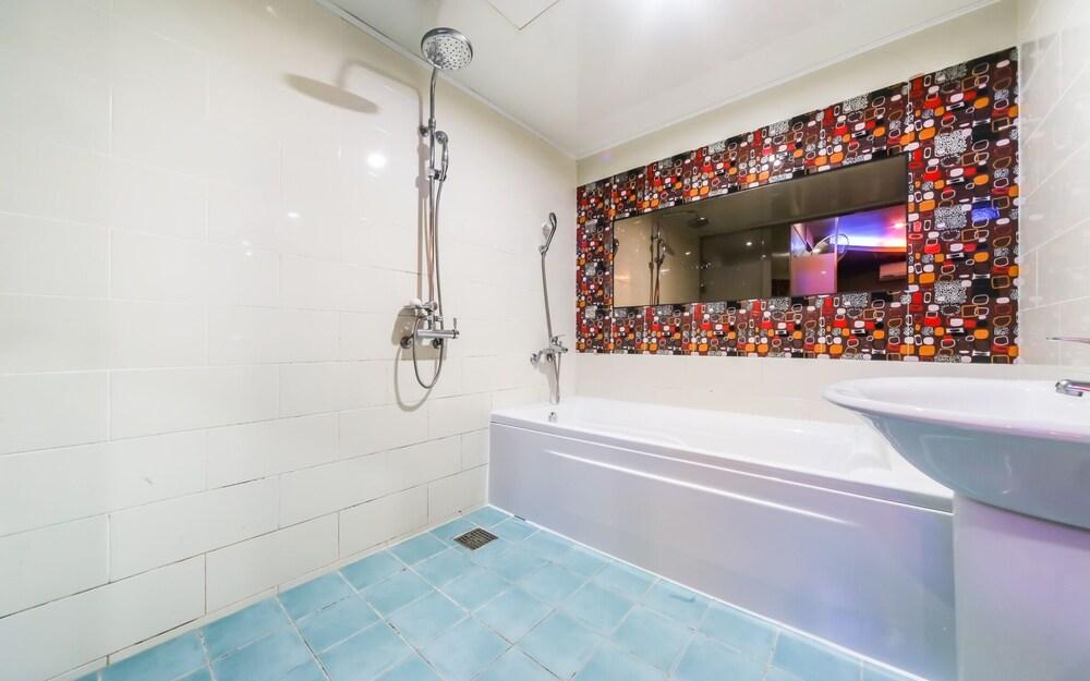 Changwon Masan Hapseongdong MU