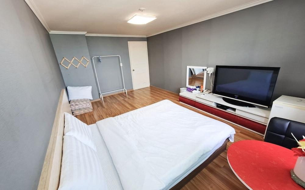 Yangyang Naksan Pebble Beach